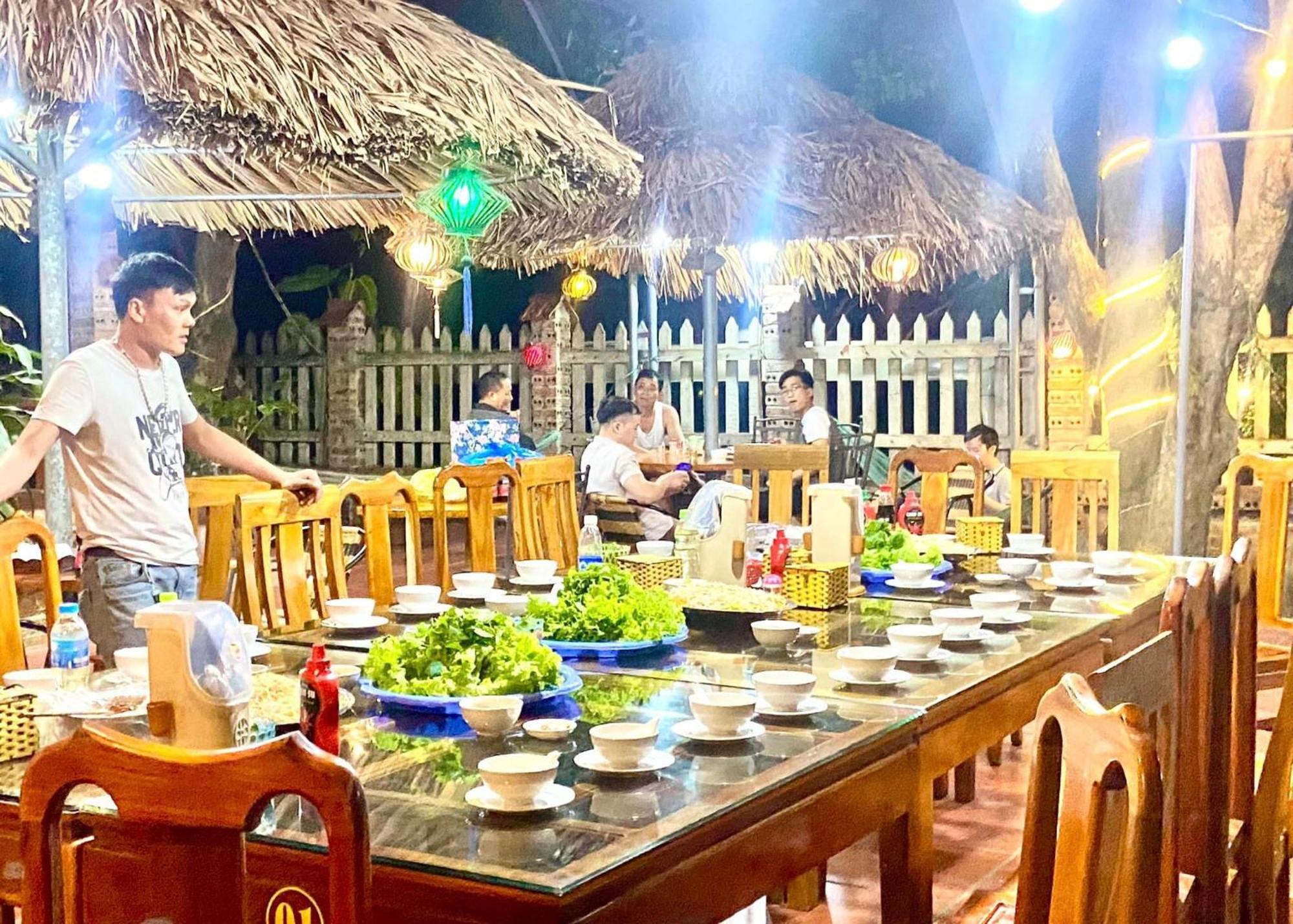 Ninh Binh Mountain View Homestay & Restaurant Exteriör bild